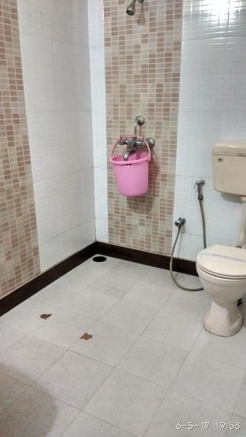 Hotel Varsa Dibrugarh Exterior photo