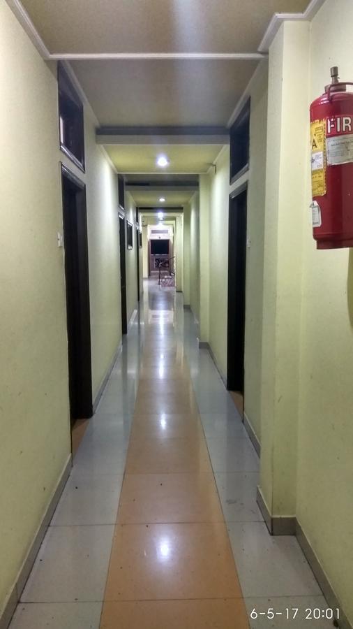 Hotel Varsa Dibrugarh Exterior photo